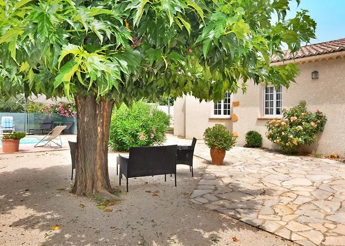 La Des Fleurs Дом отдыха Cavillargues