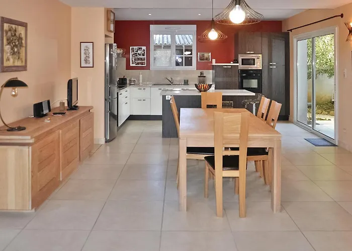 La Des Fleurs * Cavillargues